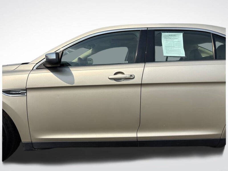 2018 Ford Taurus Limited