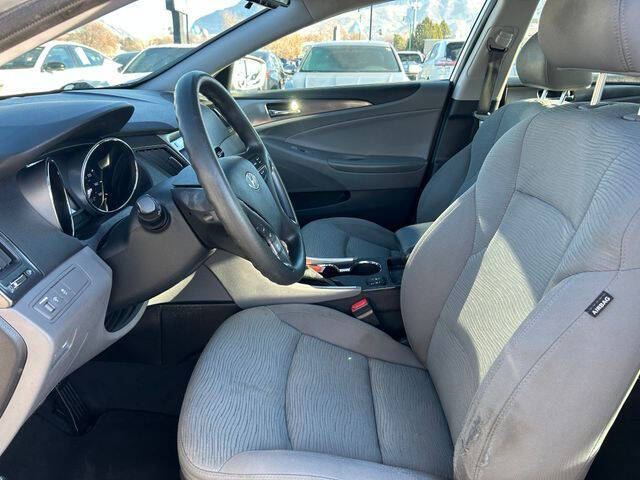 2013 Hyundai Sonata Hybrid