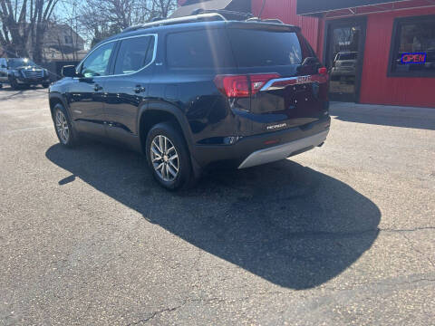 2017 GMC Acadia SLE-2