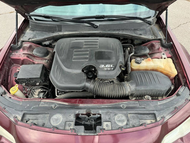 2017 Chrysler 300 Limited