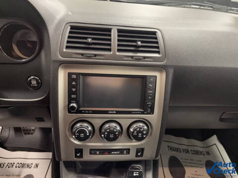 2014 Dodge Challenger SRT8