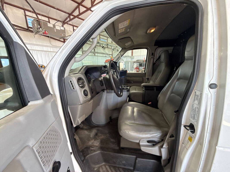 2013 Ford E-Series E-150