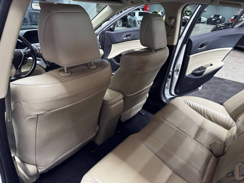 2018 Acura ILX w/Special Edition