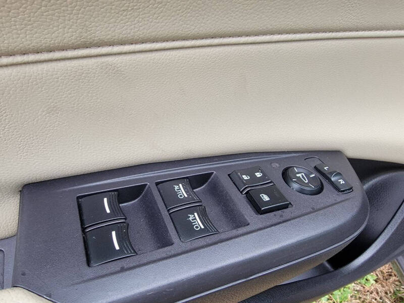 2014 Acura ILX 2.0L w/Tech