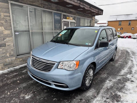 2013 Chrysler Town and Country