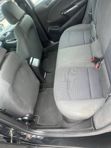 2017 Chevrolet Cruze LS Auto