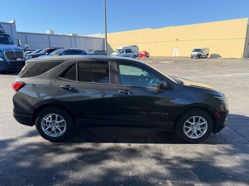 2022 Chevrolet Equinox LS