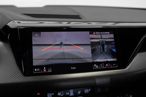 2024 Audi e-tron GT quattro Prestige