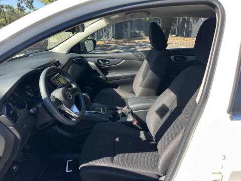 2017 Nissan Rogue Sport S