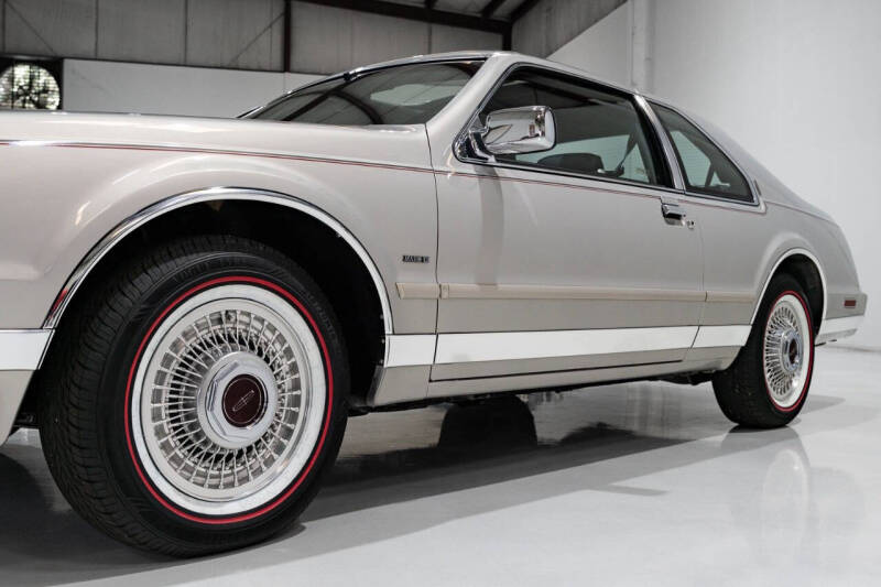 1990 Lincoln Mark VII Bill Blass