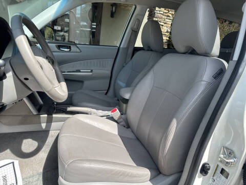 2010 Subaru Forester 2.5XT Limited