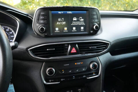 2020 Hyundai Santa Fe SE