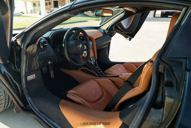 2022 McLaren 720S Spider