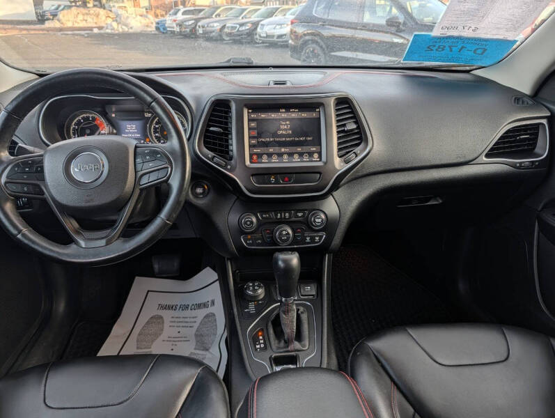 2019 Jeep Cherokee Trailhawk