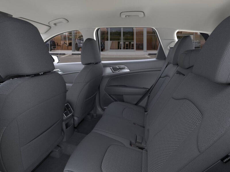 2025 Kia Sportage Hybrid LX