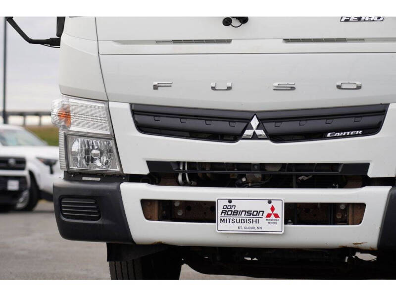 2015 Mitsubishi Fuso FE180