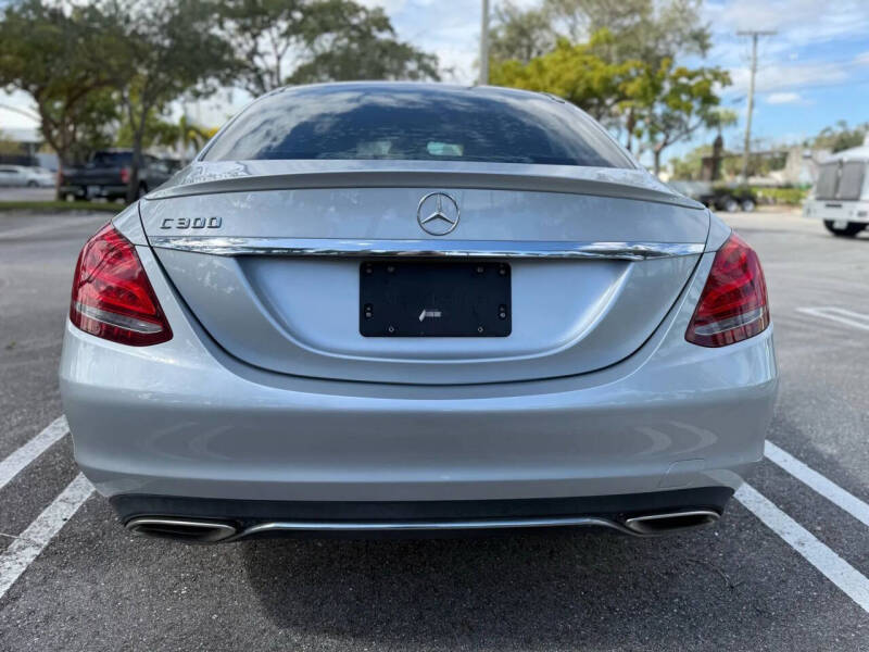 2016 Mercedes-Benz C-Class