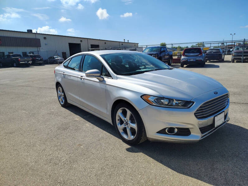2016 Ford Fusion SE