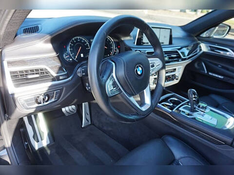 2017 BMW 7 Series 750i