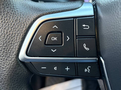 2020 Toyota Highlander L