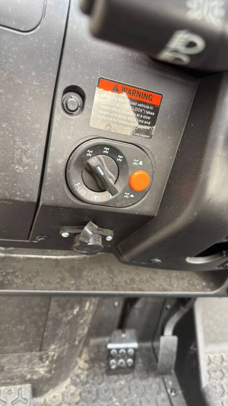 2024 Segway UT10 CREW