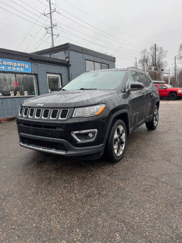 2019 Jeep Compass for sale at R&R Car Company in Mount Clemens MI