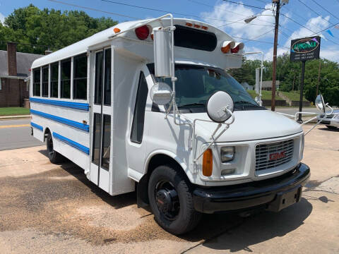 2002 GMC Savana Cutaway for sale at Automax of Eden in Eden NC