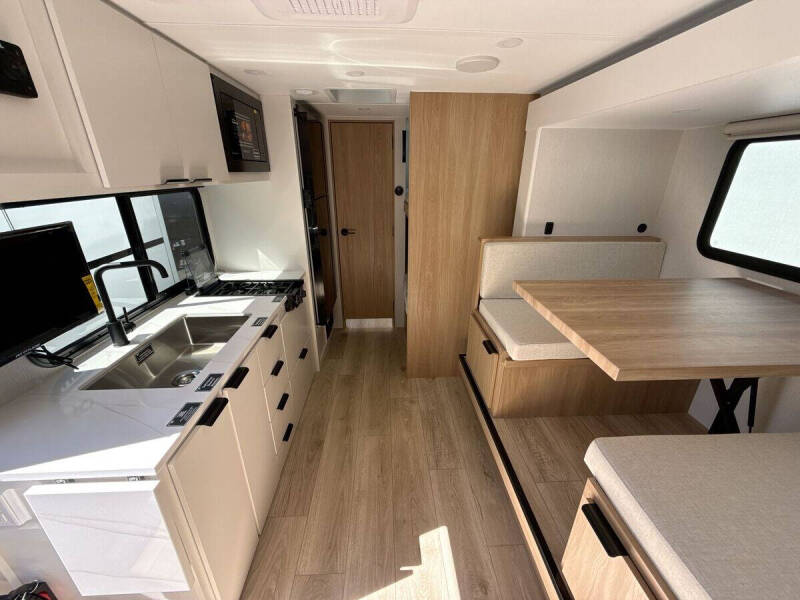 2026 Winnebago Micro Minnie