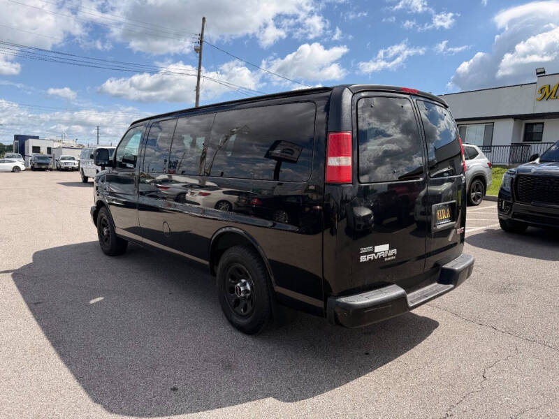 2010 GMC Savana LS 1500