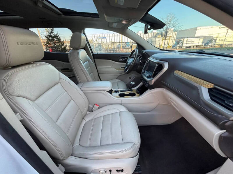 2018 GMC Acadia Denali