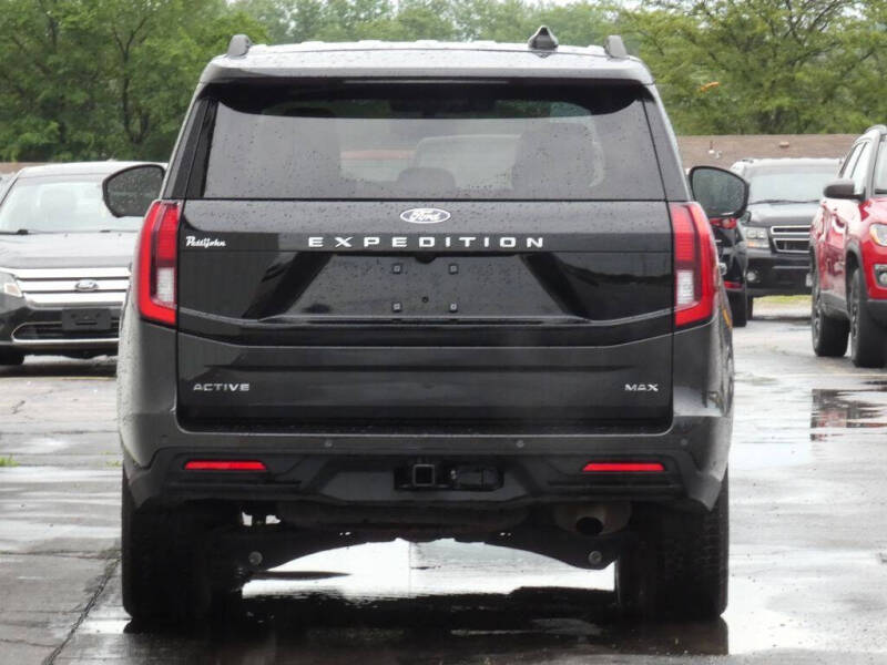 2025 Ford Expedition MAX Active