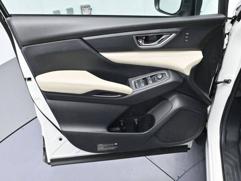 2023 Subaru Ascent Limited 8-Passenger