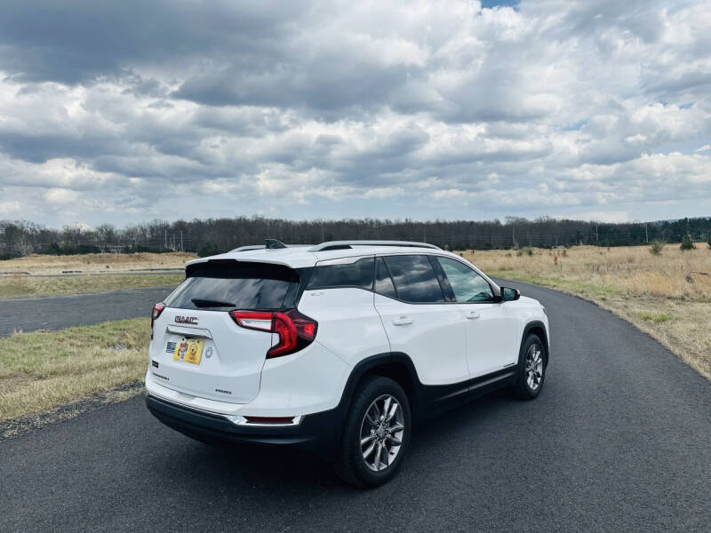 2022 GMC Terrain SLT
