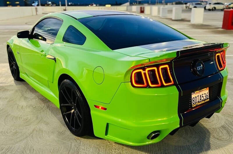 2014 Ford Mustang GT Premium