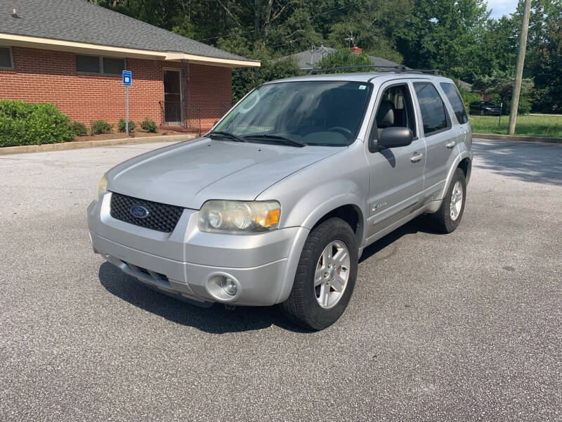 2005 Ford Escape for sale at JR Motors in Monroe GA