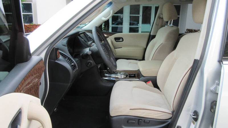 2017 Nissan Armada SV