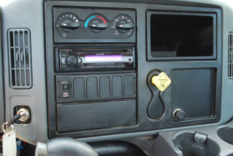 2003 International DuraStar 4300