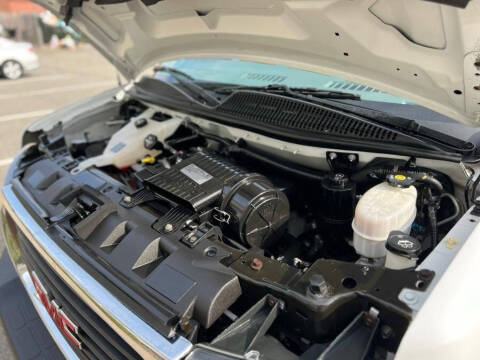 2019 GMC Savana 2500