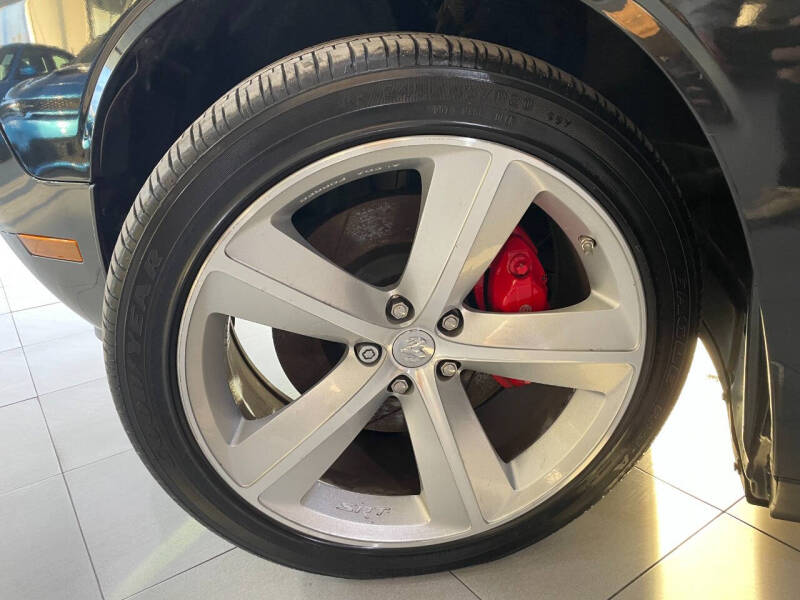 2009 Dodge Challenger SRT8