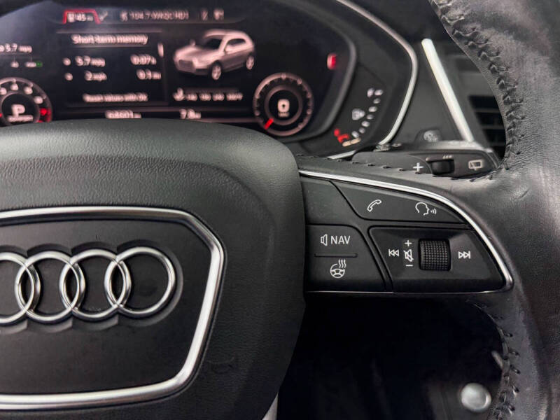 2018 Audi Q5 2.0T quattro Premium Plus