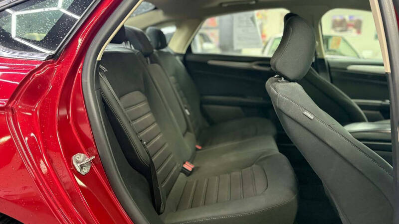 2020 Ford Fusion Hybrid SE