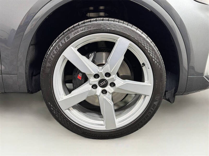 2022 Audi SQ5 3.0T quattro Premium