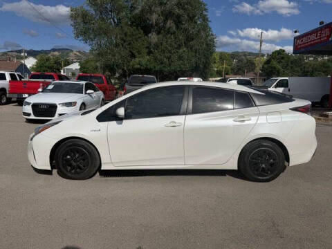2018 Toyota Prius Two