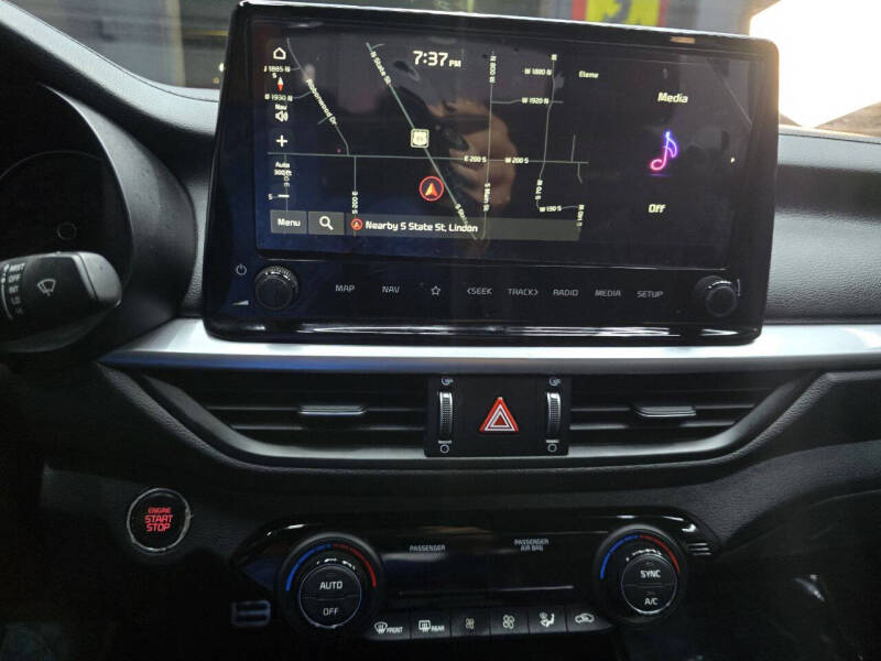 2023 Kia Forte GT-Line