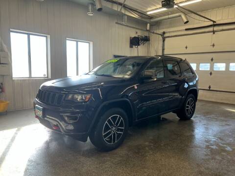 2018 Jeep Grand Cherokee for sale at Sand's Auto Sales in Cambridge MN