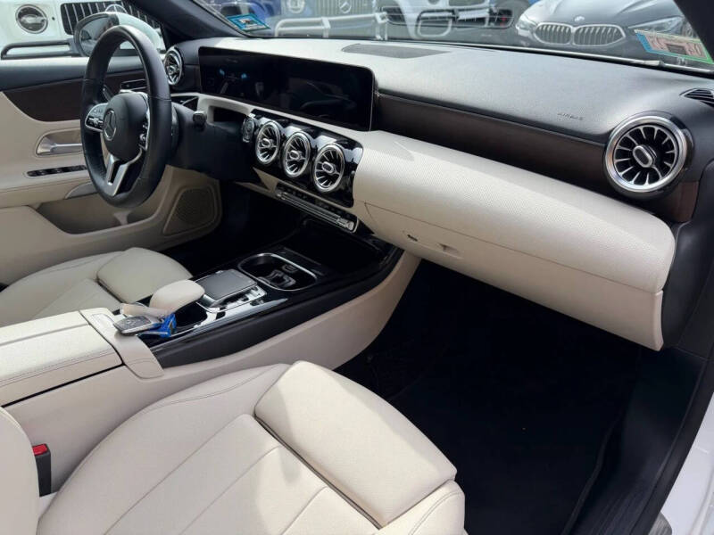 2019 Mercedes-Benz A-Class A 220