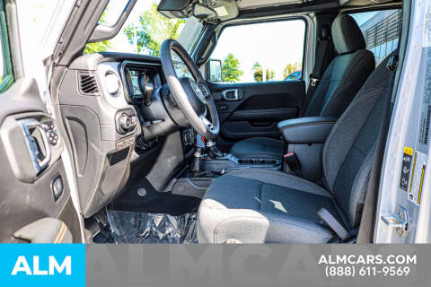 2024 Jeep Wrangler Sahara