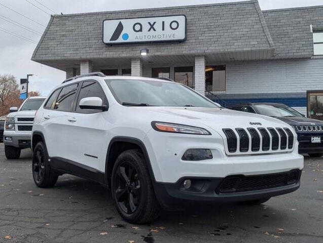 2018 Jeep Cherokee for sale at Axio Auto Boise in Boise, ID