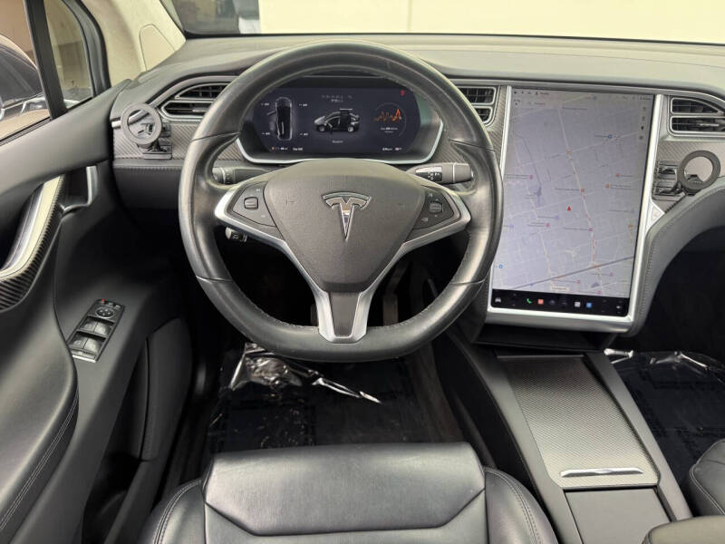 2017 Tesla Model X 75D