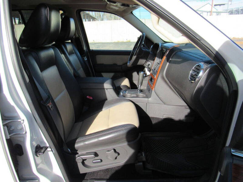 2009 Ford Explorer Eddie Bauer
